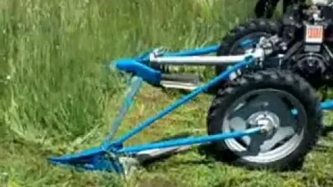 تصویر 1 از دروگر گندم چین چهار چرخ با قدرت حرکتی بالا برای برداشت گسترده